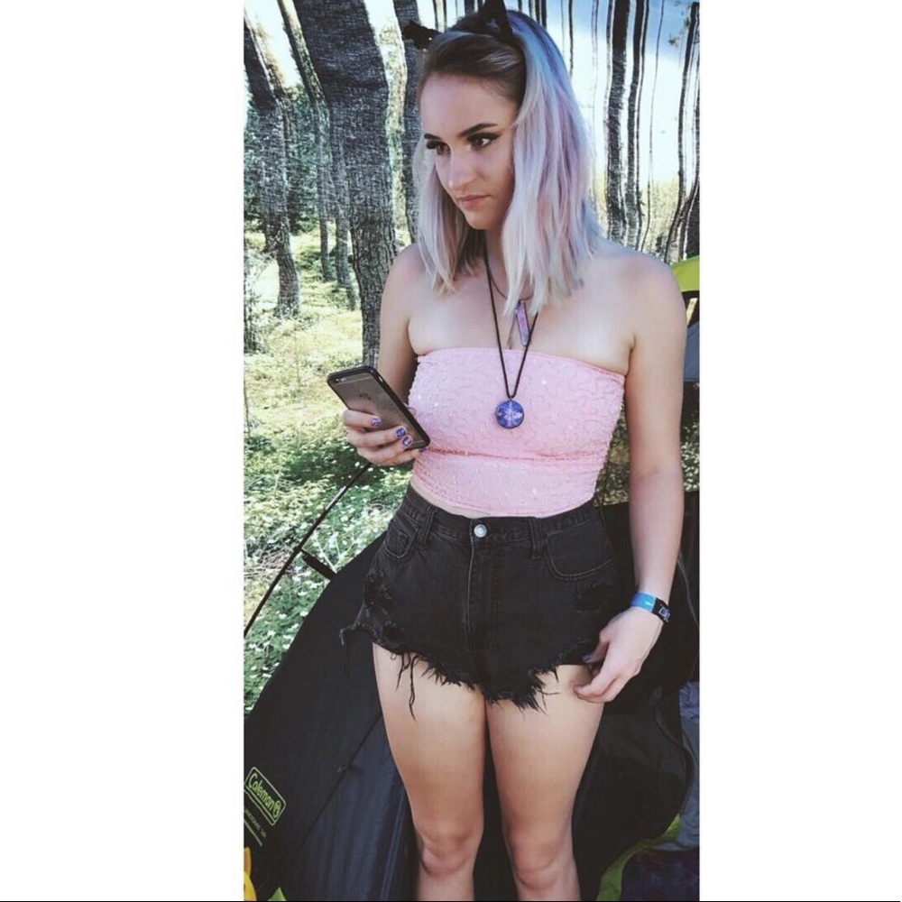 Black Denim Shorts 🖤